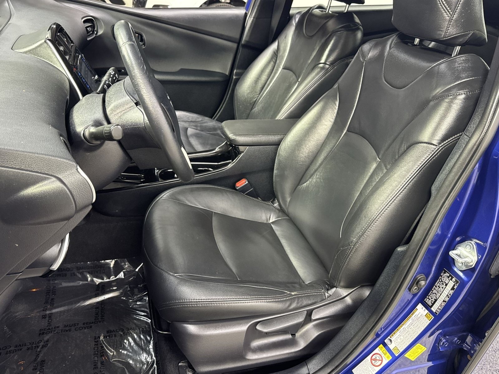 Used 2017 Toyota Prius Three w/ Advanced Technology Package FWD image 14