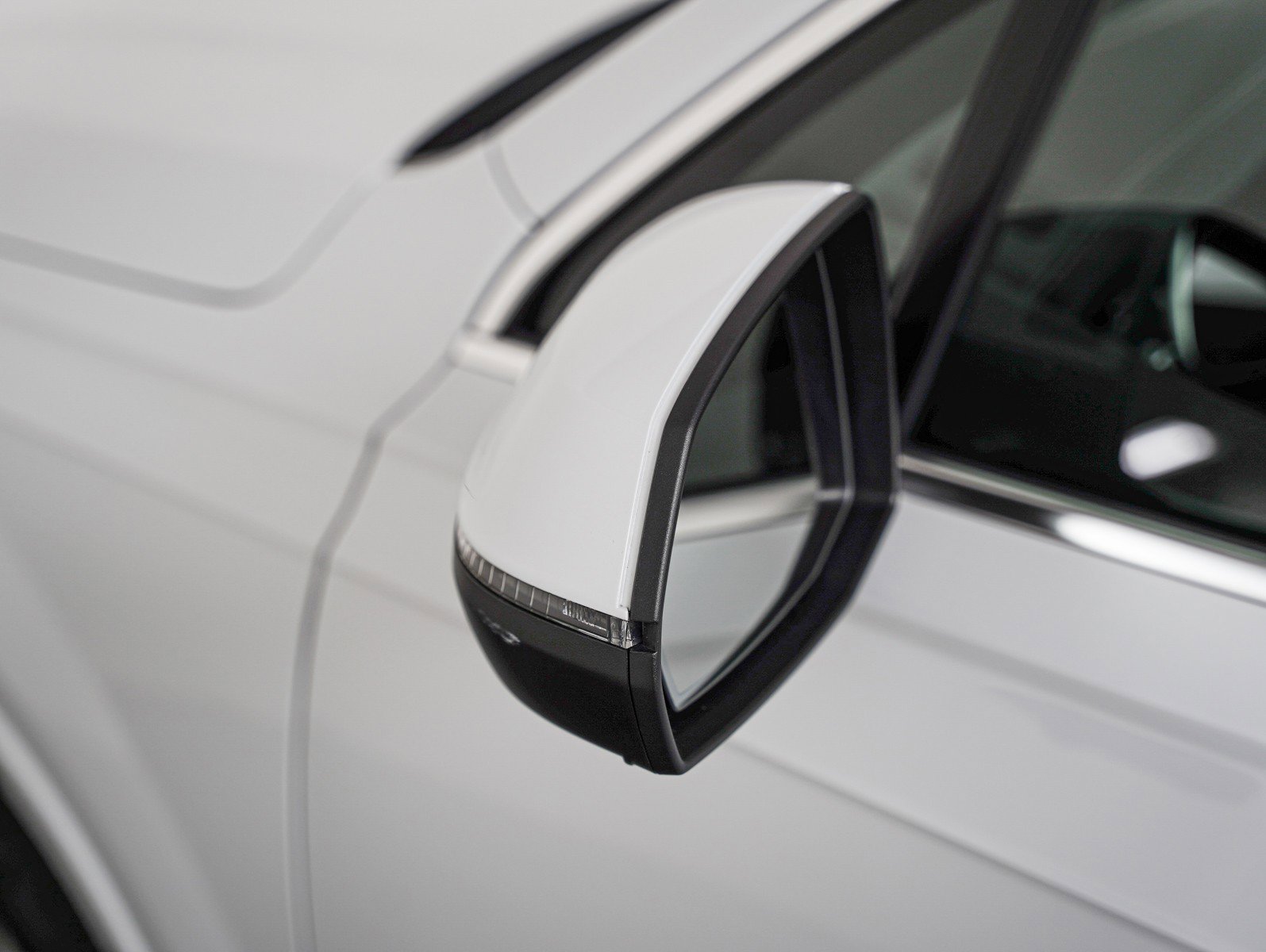 Used 2023 Audi Q7 3.0T Premium Plus image 25