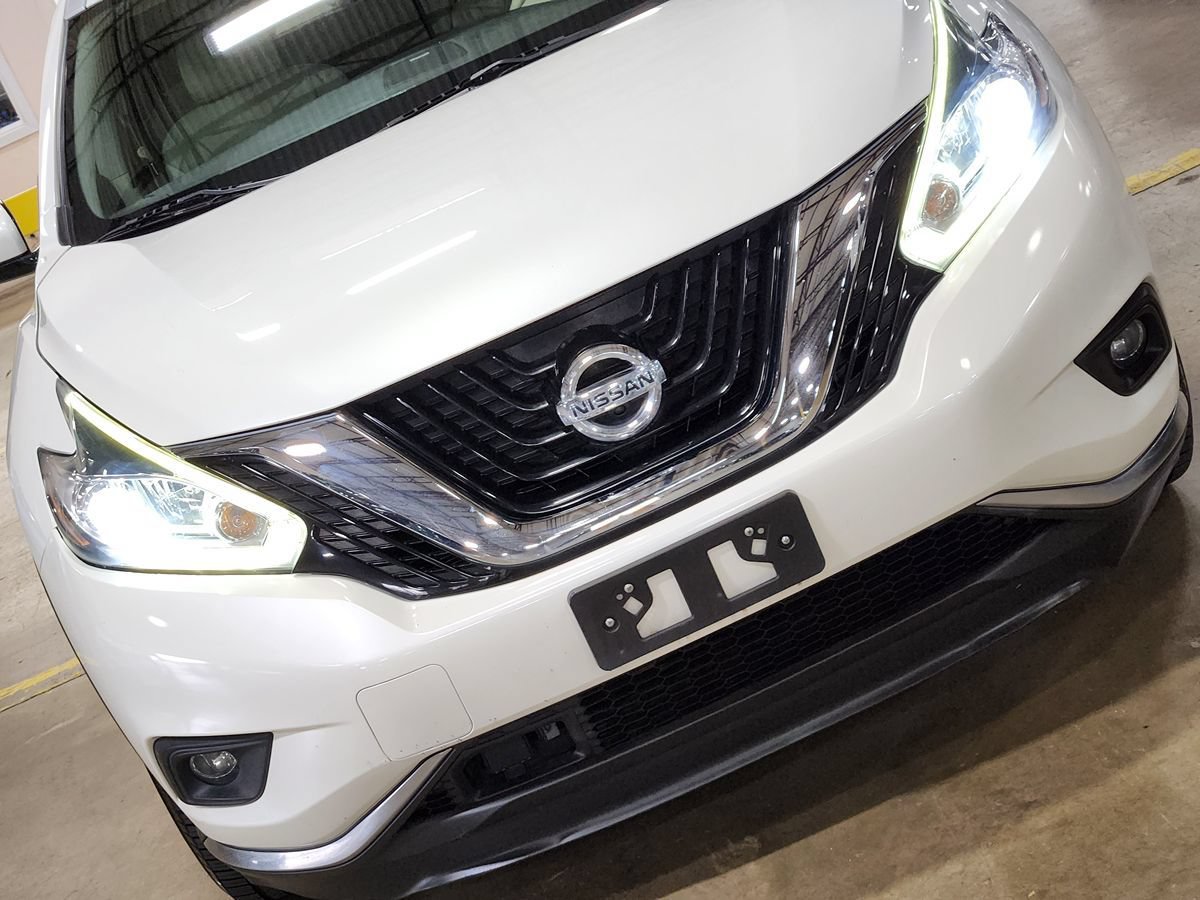 Used 2015 Nissan Murano Platinum w/ Platinum Technology Package FWD image 19