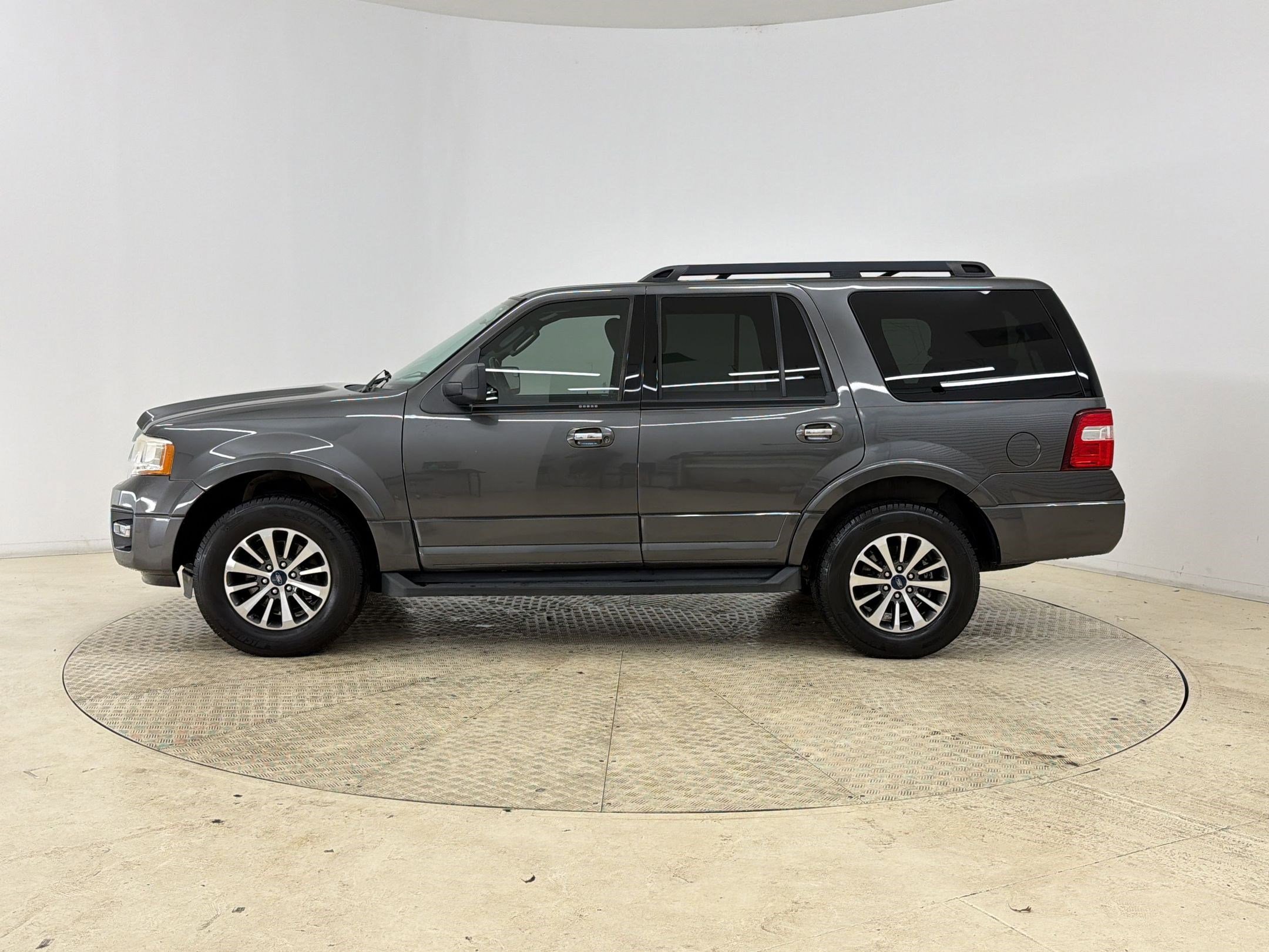 Used 2017 Ford Expedition XLT AWD/4WD video 2