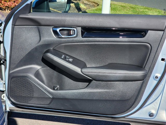 Used 2022 Honda Civic Touring image 10