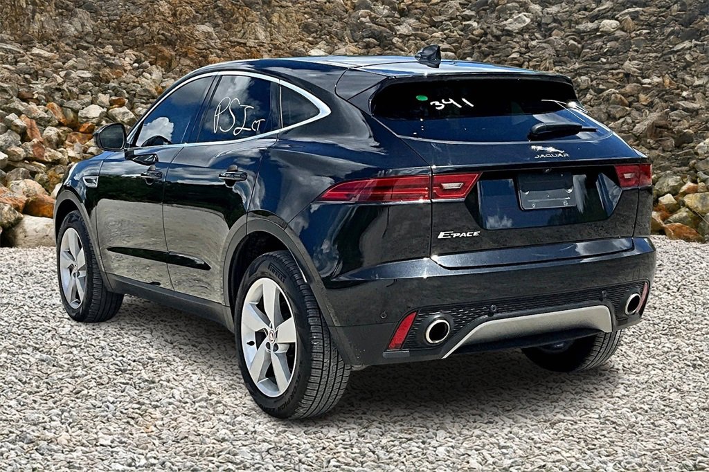 Used 2022 Jaguar E-PACE SE image 12