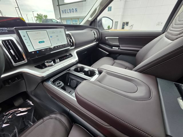 New 2027 Ford Expedition Max Platinum w/ Platinum Ultimate Package AWD/4WD image 25