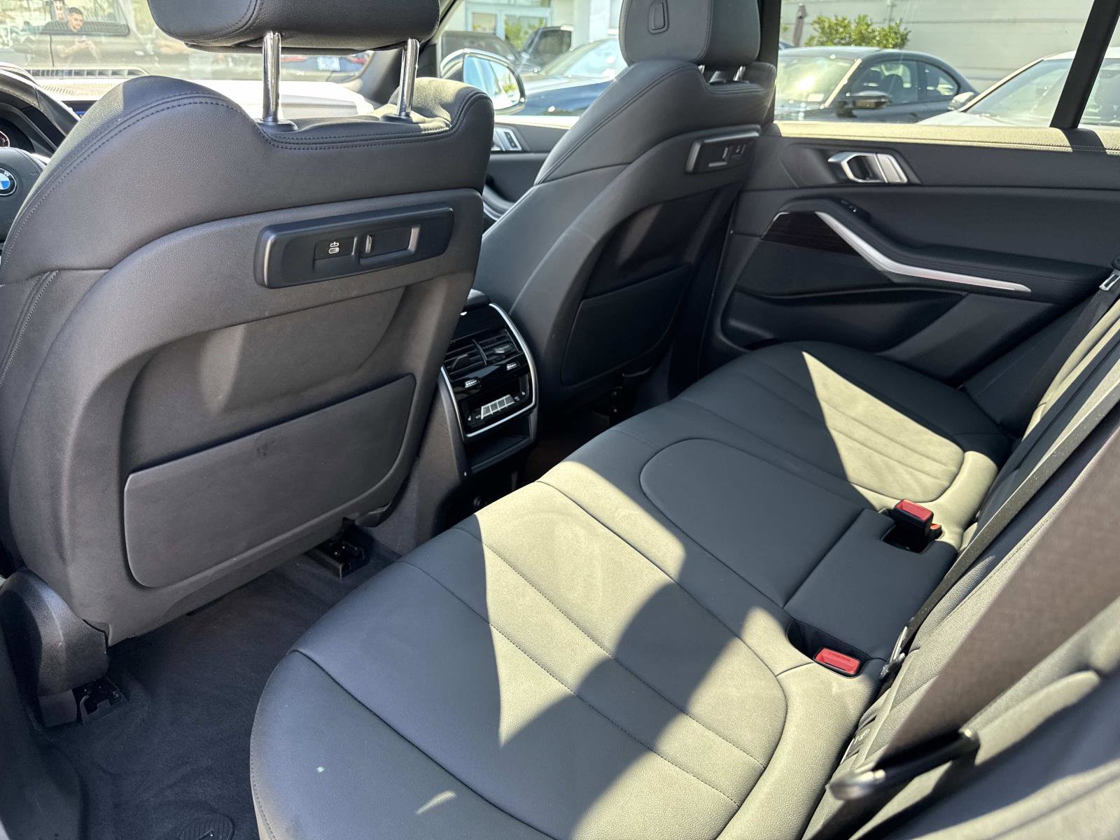 Used 2019 BMW X5 xDrive40i w/ Premium Package 2 image 12