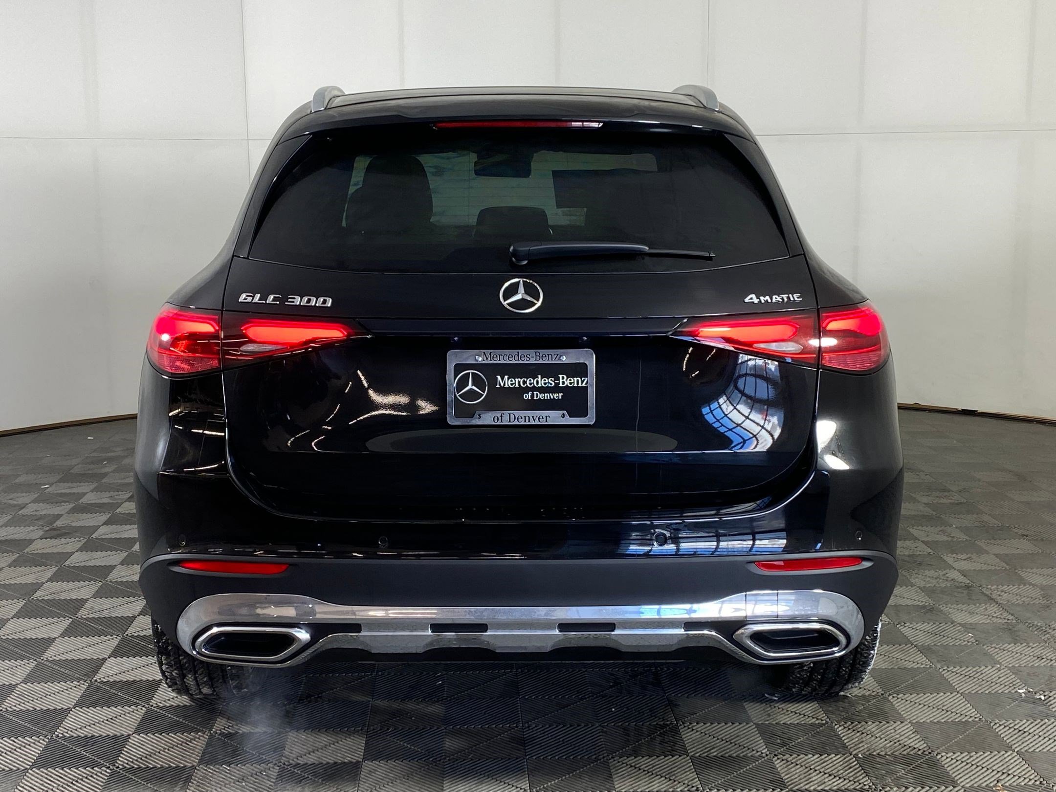 Used 2026 Mercedes-Benz GLC 300 4MATIC image 10