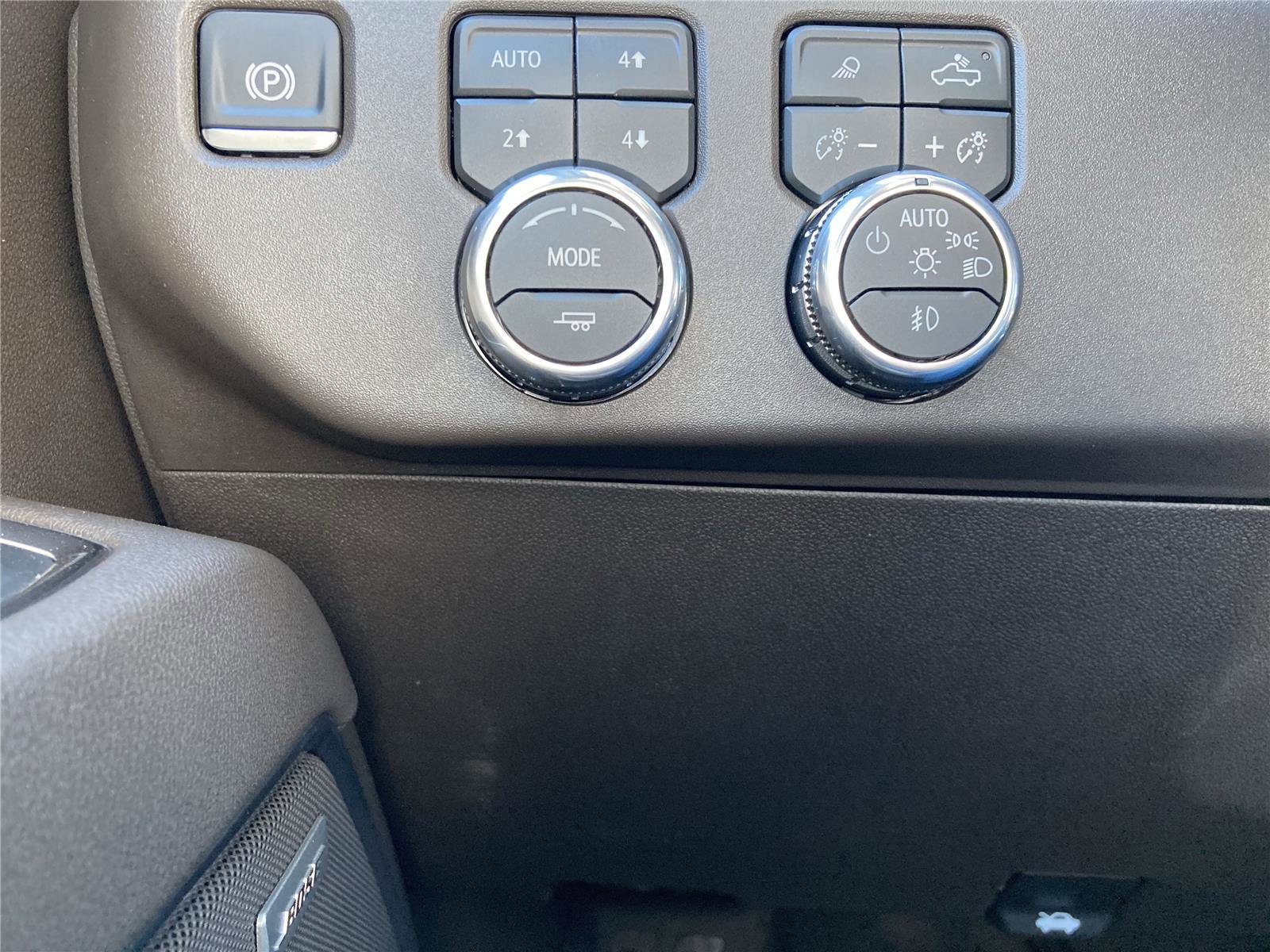 New 2026 GMC Sierra 1500 SLT w/ SLT Premium Plus Package image 13