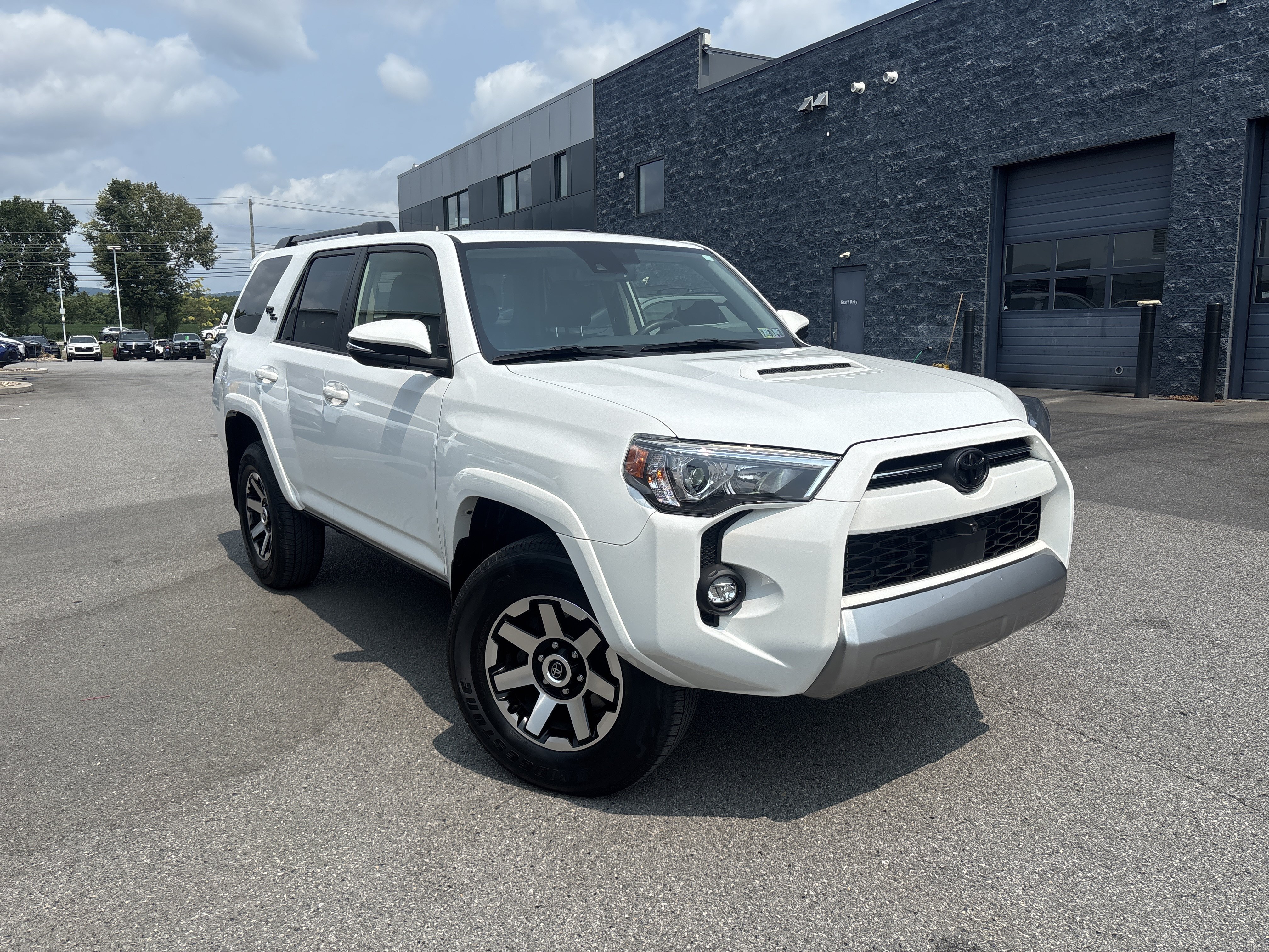 Used 2024 Toyota 4Runner TRD Off-Road Premium w/ Off Road Premium Plus Package AWD/4WD image 14