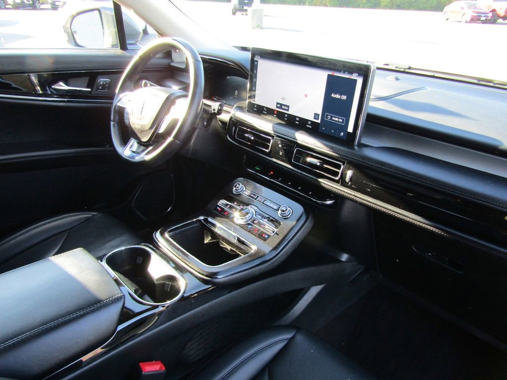 Used 2021 Lincoln Nautilus Reserve w/ Equipment Group 201A image 36