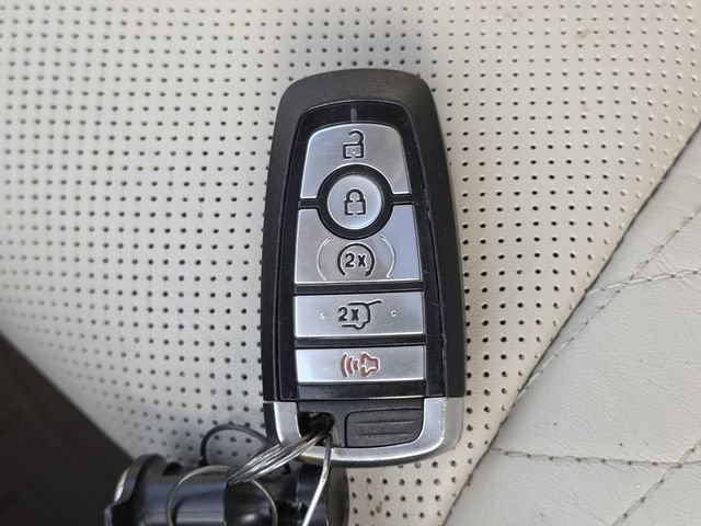 Used 2020 Ford Expedition Max Platinum image 40