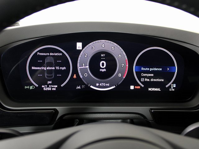 Certified 2024 Porsche Cayenne Coupe image 17