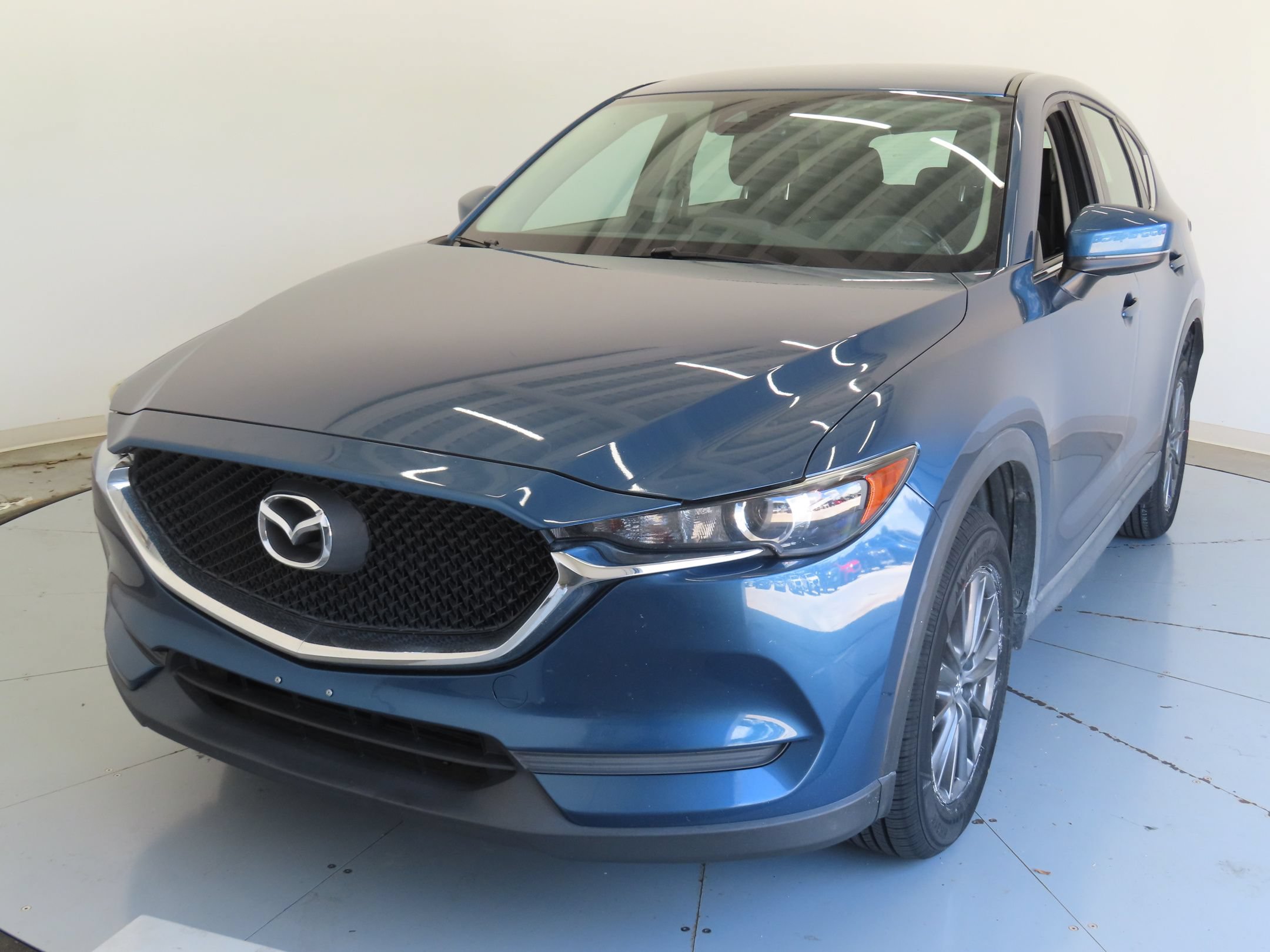 Used 2019 MAZDA CX-5 Sport FWD image 8