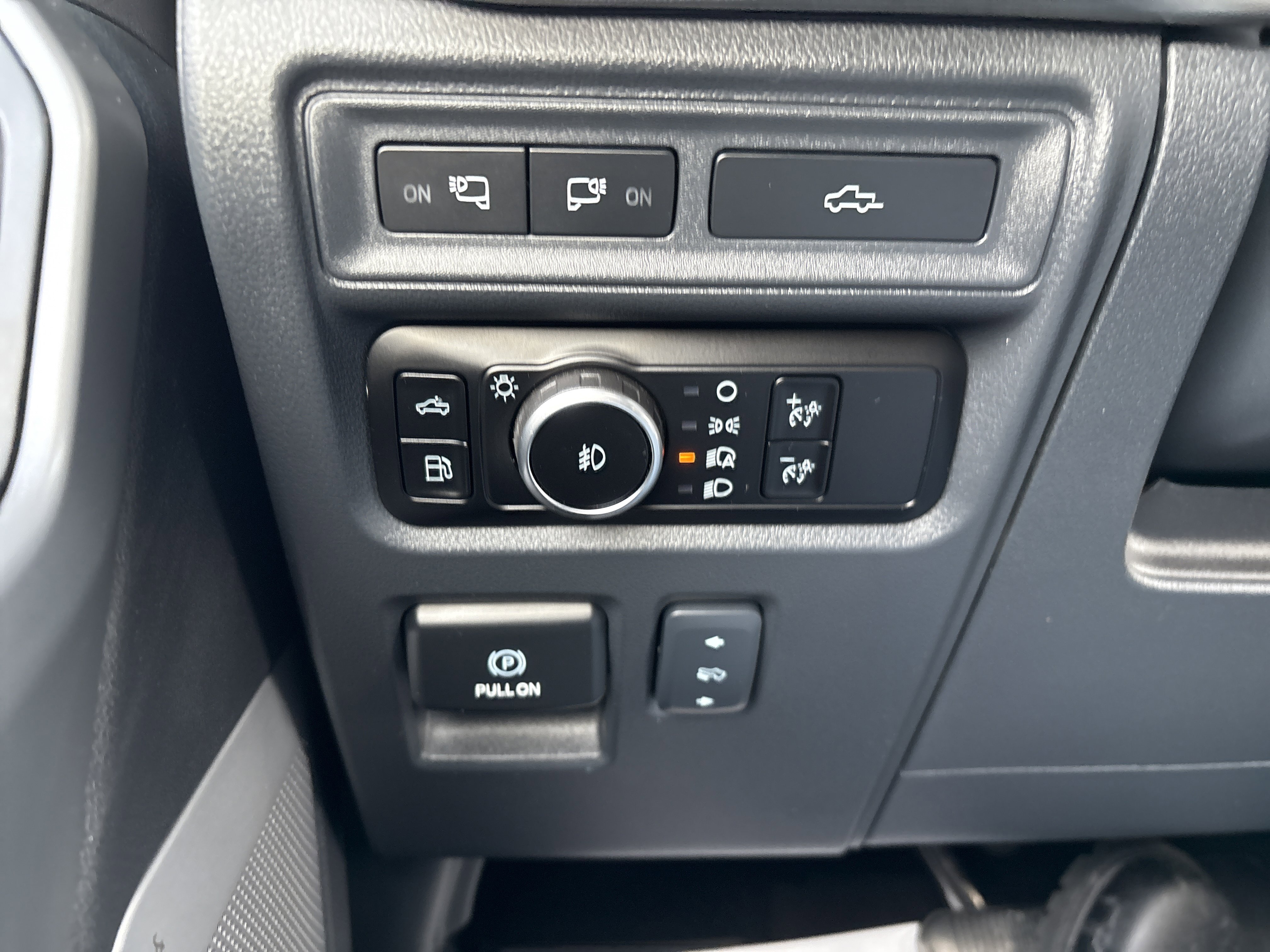 Used 2023 Ford F150 Lariat w/ Equipment Group 502A High image 30