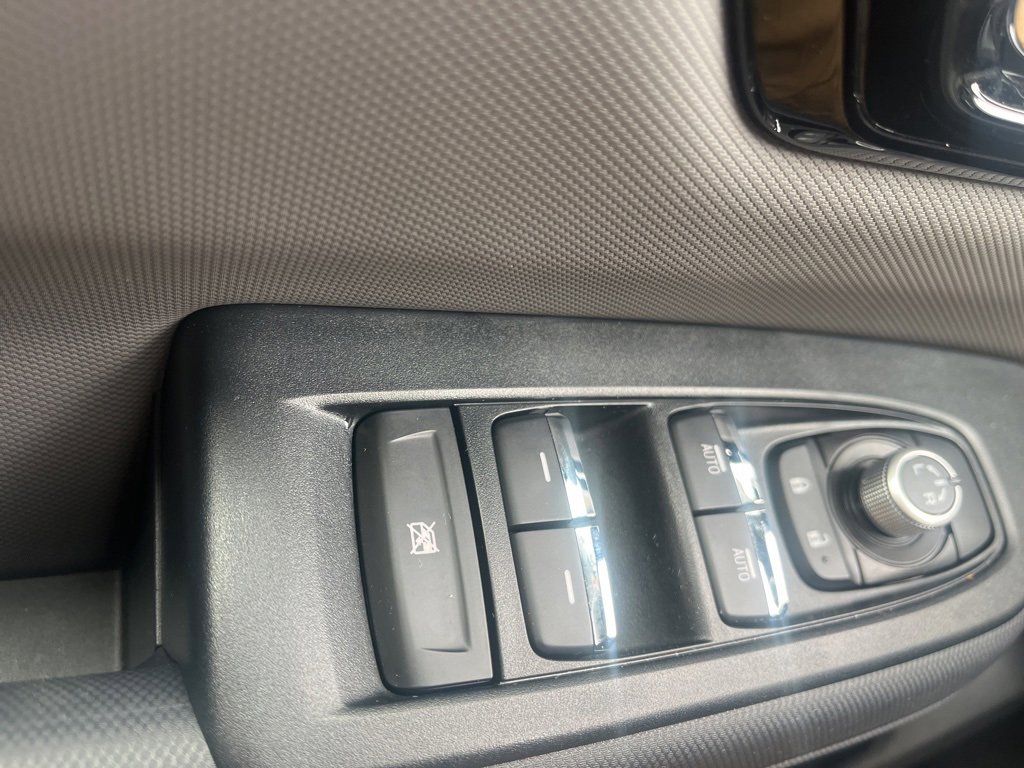 Used 2025 Subaru Forester Sport image 21