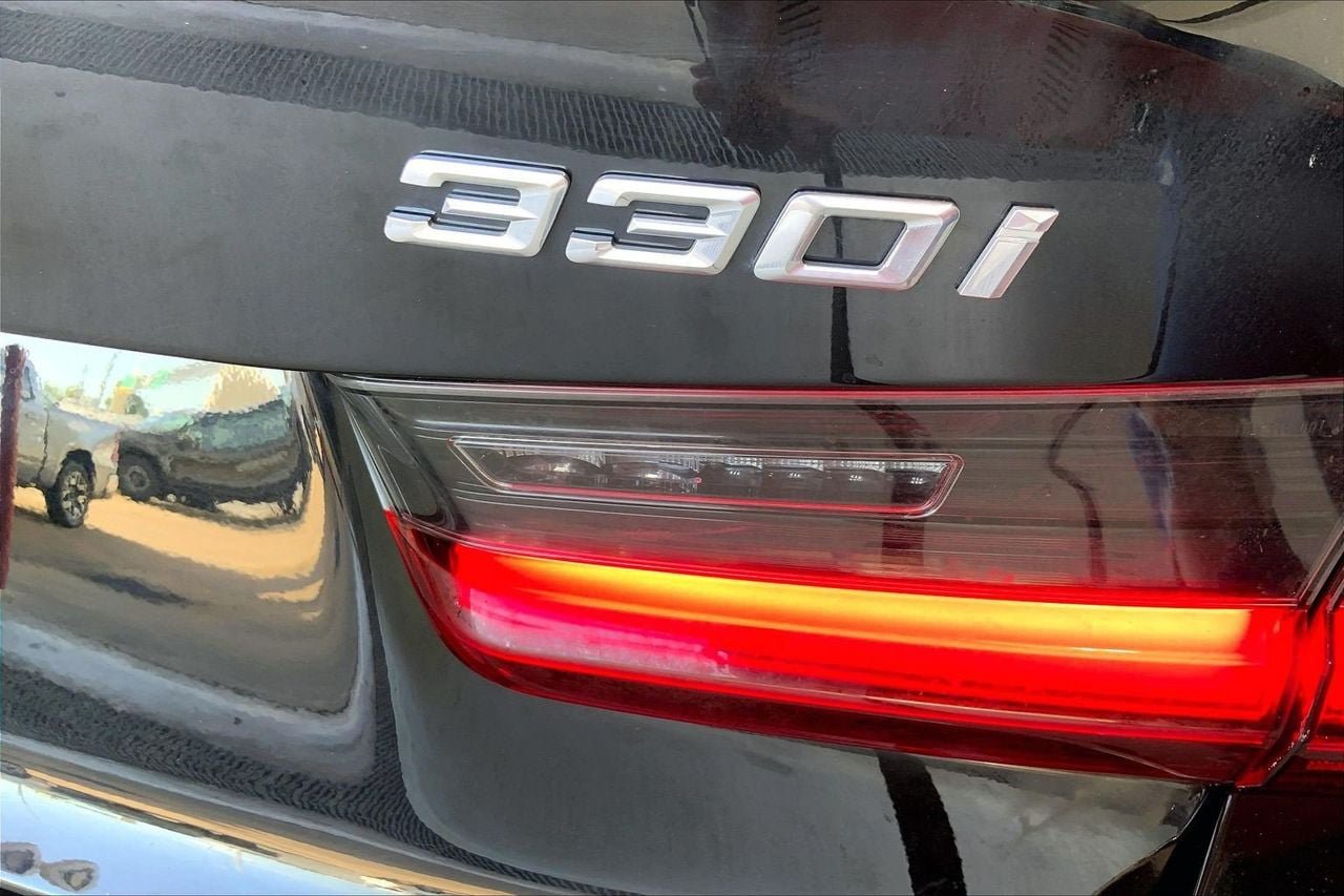 Used 2025 BMW 330i xDrive Sedan AWD/4WD image 7