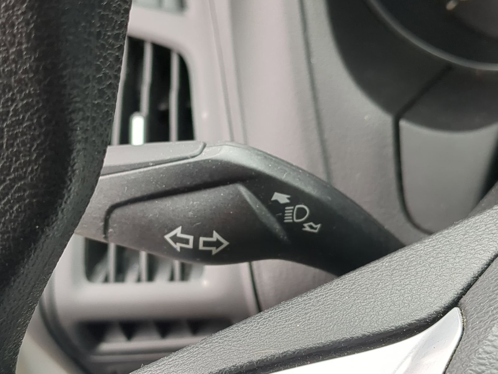 Used 2013 Ford Focus SE image 28