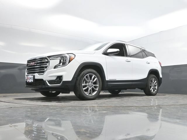 Used 2024 GMC Terrain SLT AWD/4WD image 49