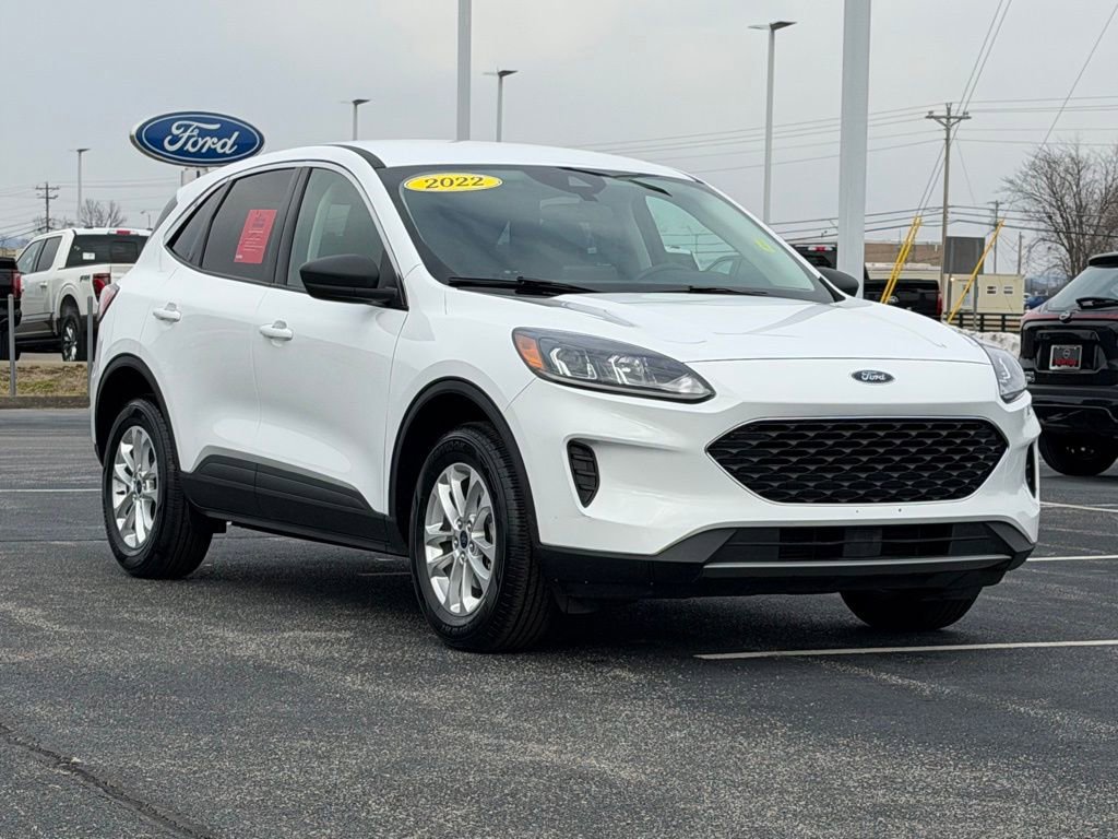 Used 2022 Ford Escape SE w/ Convenience Package image 2