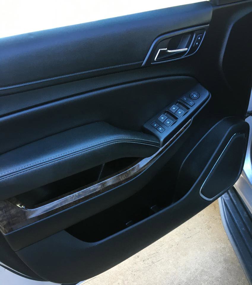 Used 2018 Chevrolet Suburban LS w/ Enhanced Driver Alert Package image 9