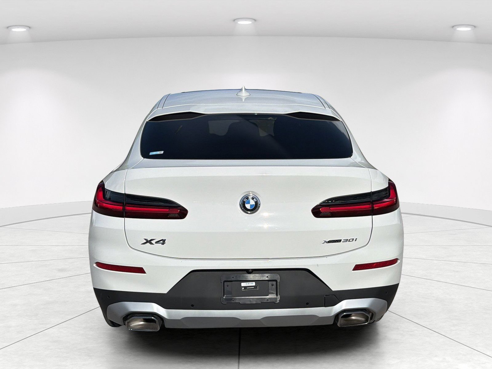 Certified 2025 BMW X4 xDrive30i AWD/4WD image 5