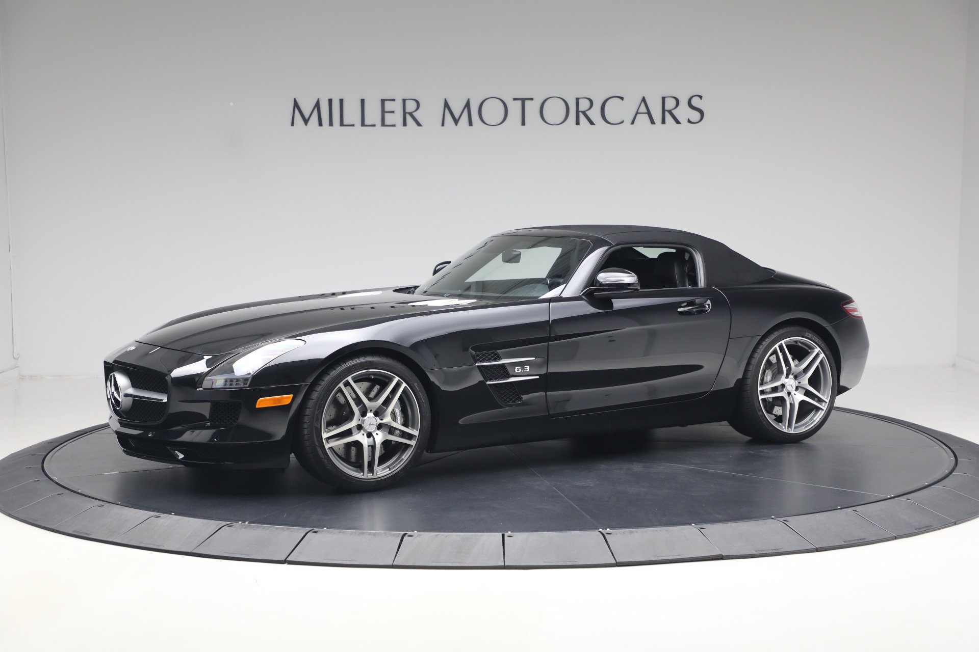 Used 2012 Mercedes-Benz SLS AMG Roadster image 22