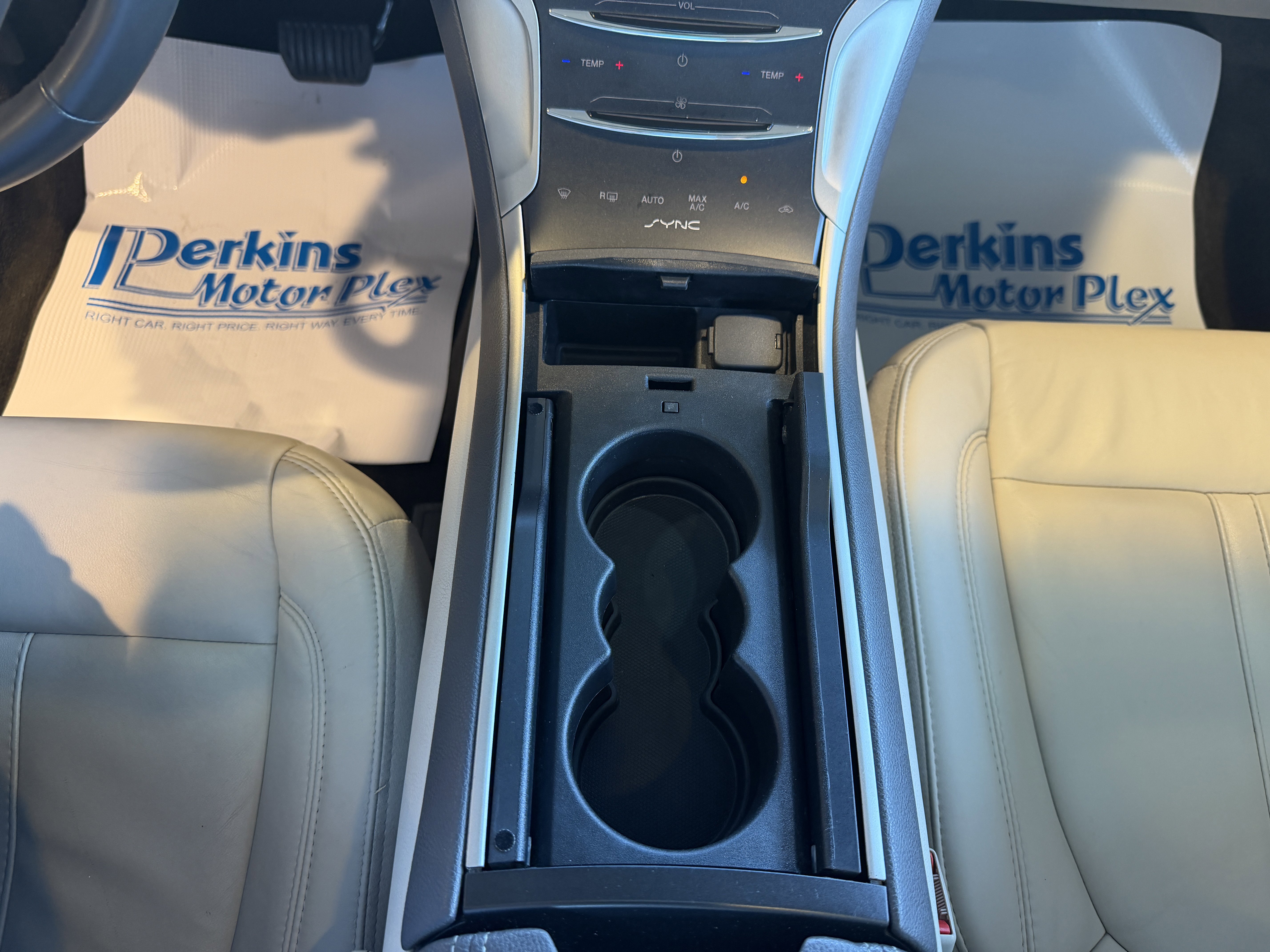 Used 2016 Lincoln MKZ AWD w/ Equipment Group 200A Select image 19