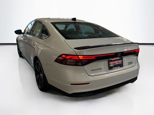 Used 2023 Honda Accord Sport image 8
