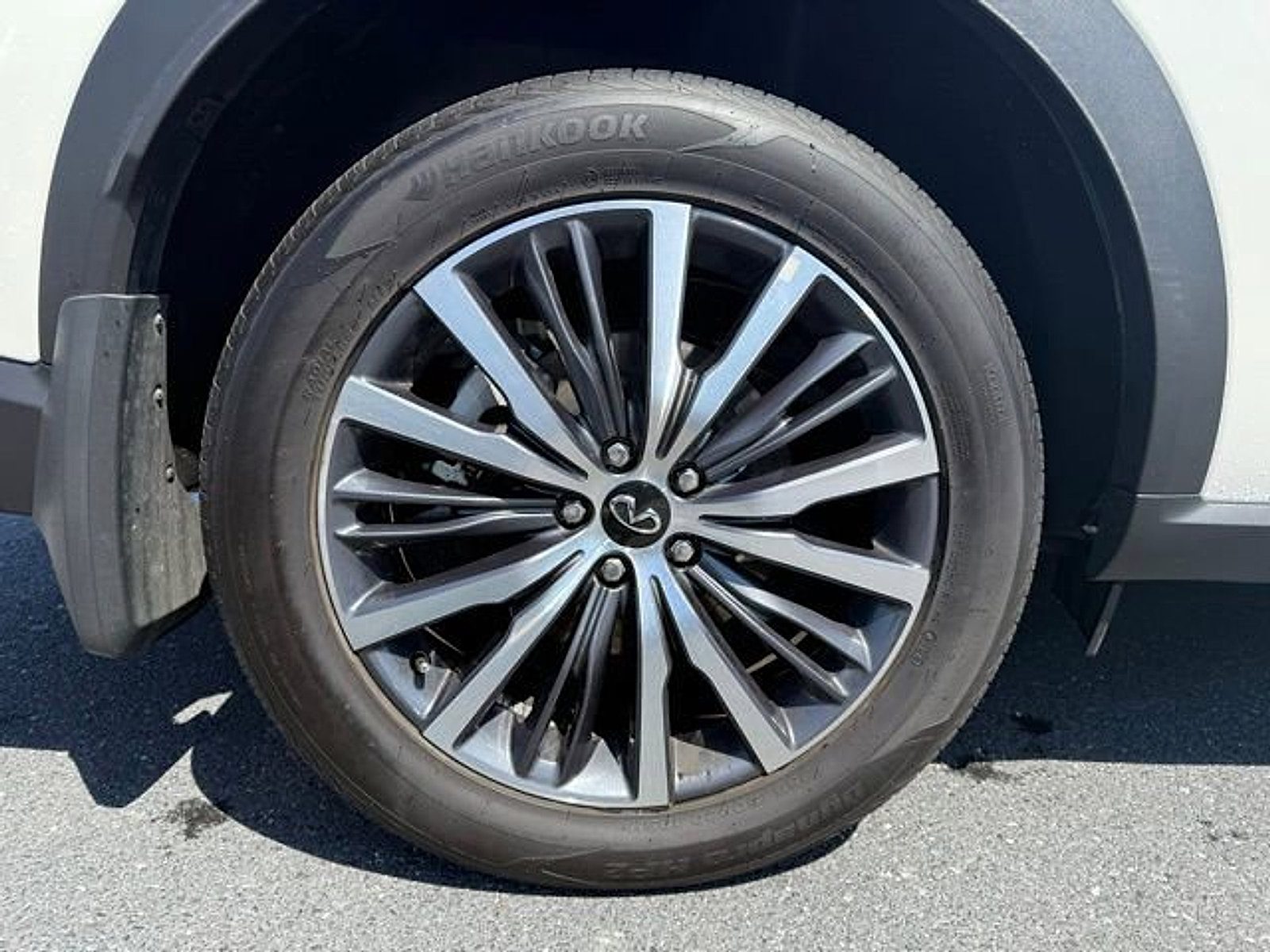 Certified 2025 INFINITI QX60 Sensory w/ Vision Package AWD/4WD image 30