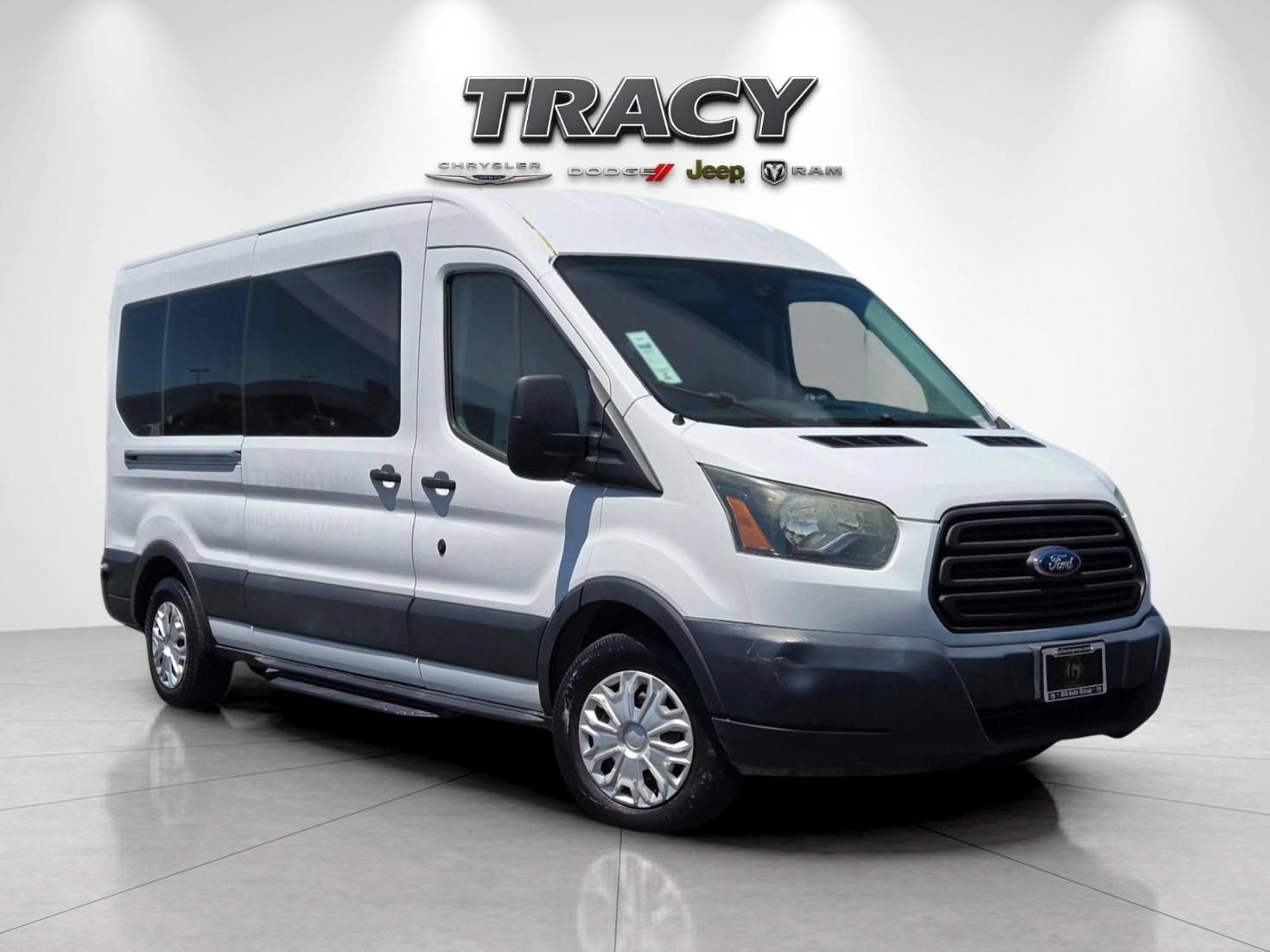 Used 2015 Ford Transit 350 XL RWD image 2