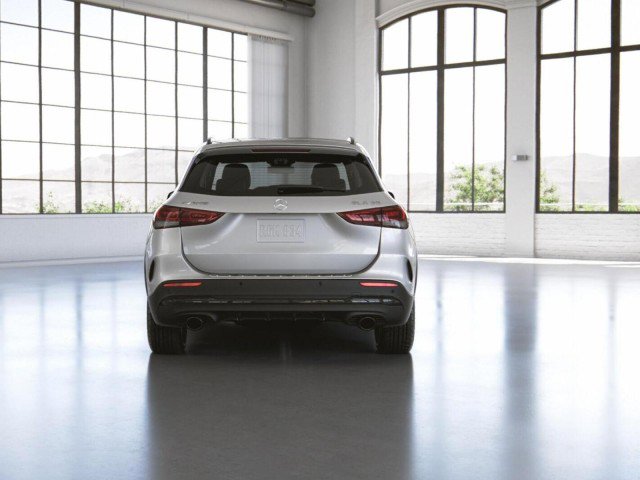 Certified 2022 Mercedes-Benz GLA 35 AMG 4MATIC image 41