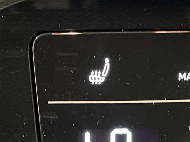 New 2026 Volkswagen Taos SE image 18