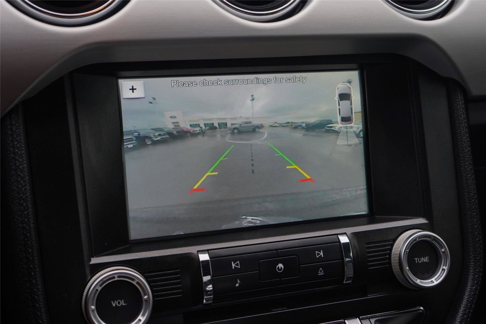 Used 2016 Ford Mustang Premium image 21