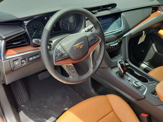 New 2026 Cadillac XT5 Premium Luxury FWD image 8