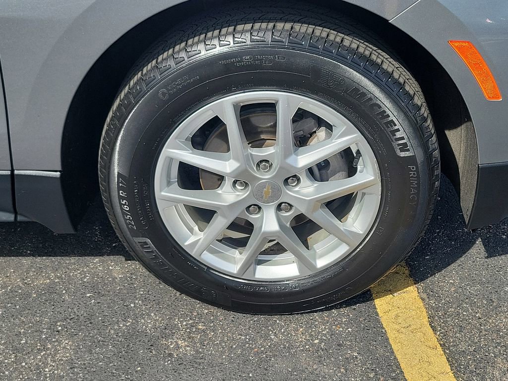 Certified 2023 Chevrolet Equinox LS w/ LS Convenience Package FWD image 7