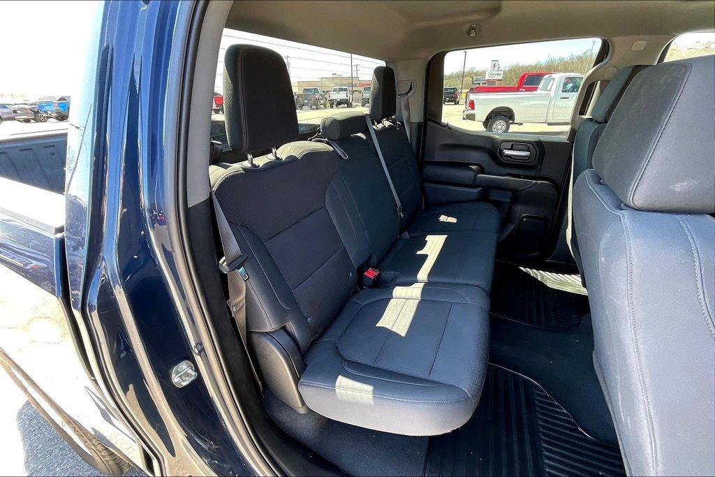 Used 2020 Chevrolet Silverado 1500 Custom w/ Custom Value Package image 28