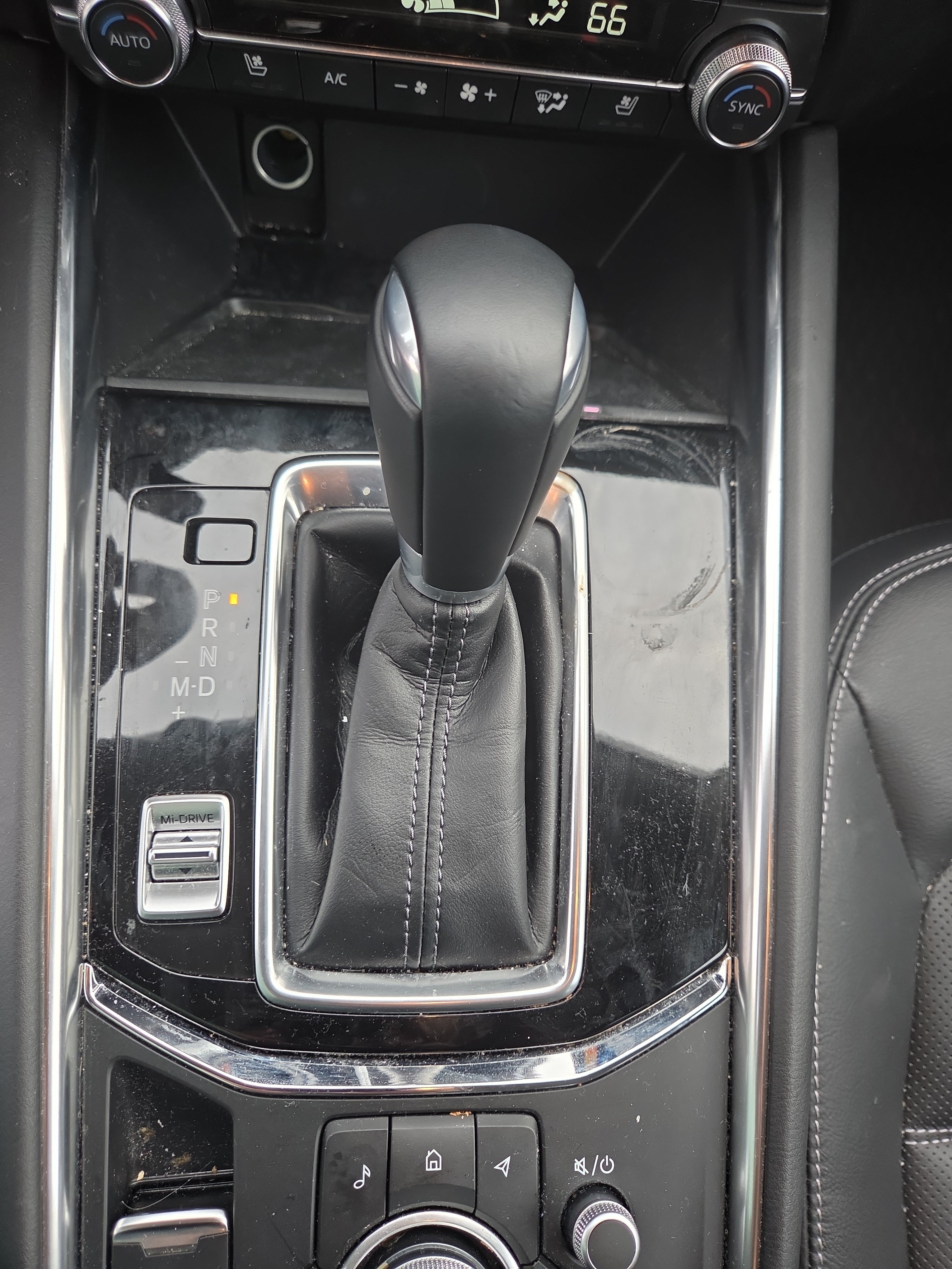 Used 2025 MAZDA CX-5 AWD 2.5 S w/ Premium Plus Pkg image 8