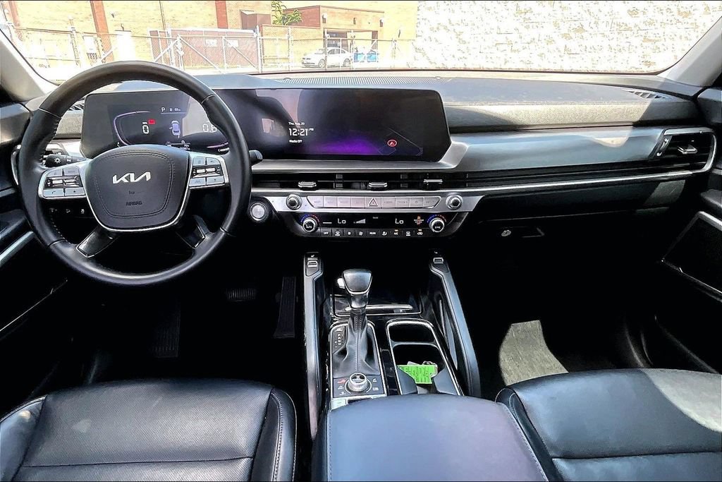 Used 2023 Kia Telluride S AWD/4WD image 13