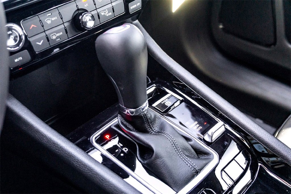 New 2026 Jeep Compass Latitude image 16