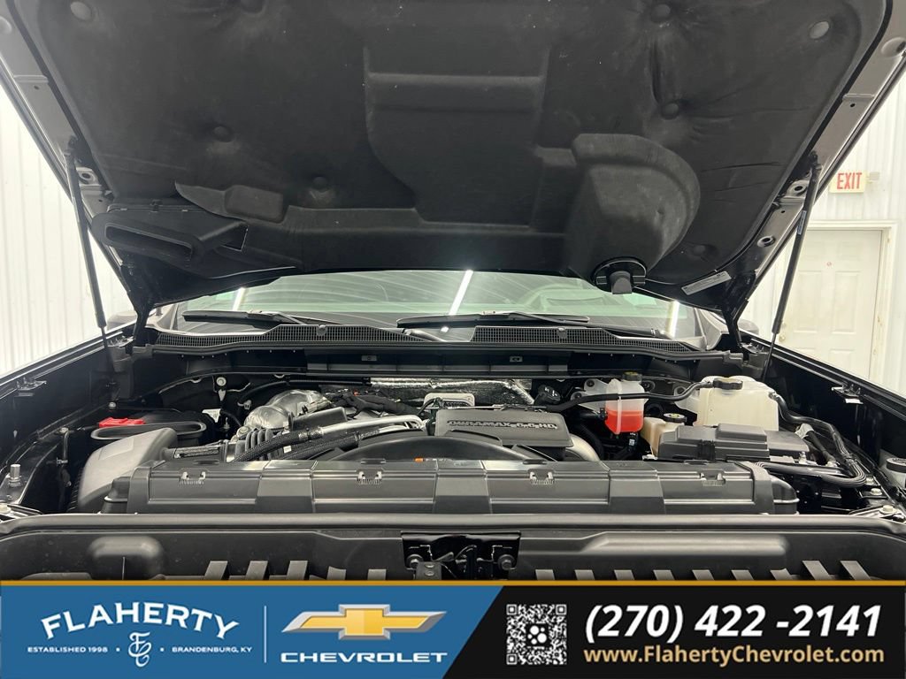 Used 2026 Chevrolet Silverado 2500 High Country w/ Midnight Edition AWD/4WD image 10