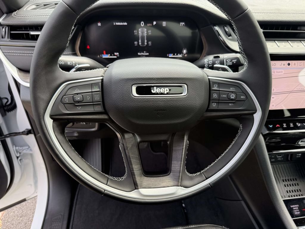 New 2027 Jeep Grand Cherokee Limited AWD/4WD image 20