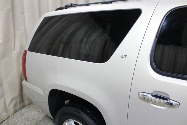 Used 2007 Chevrolet Suburban LT w/ LT Preferred Equipment Group image 12