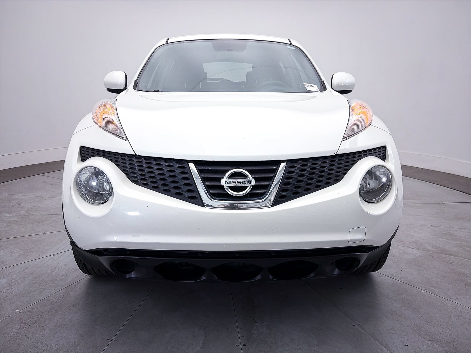 Used 2014 Nissan Juke S FWD image 3