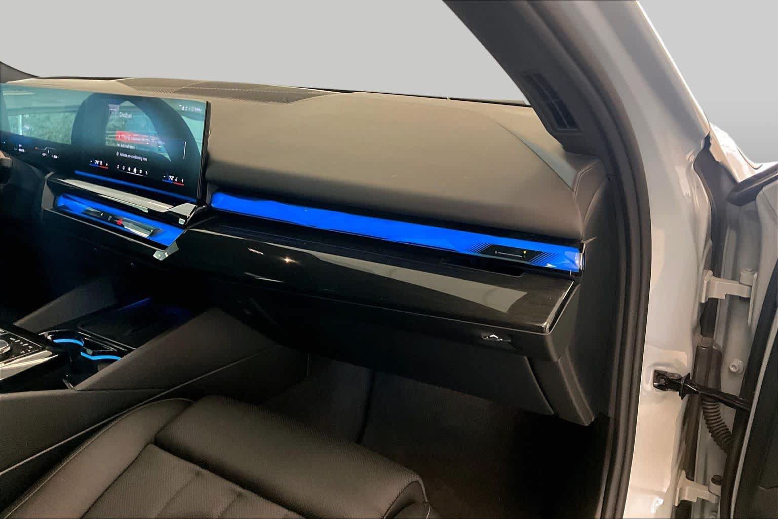 Used 2024 BMW i5 M60 w/ Premium Package AWD/4WD image 17