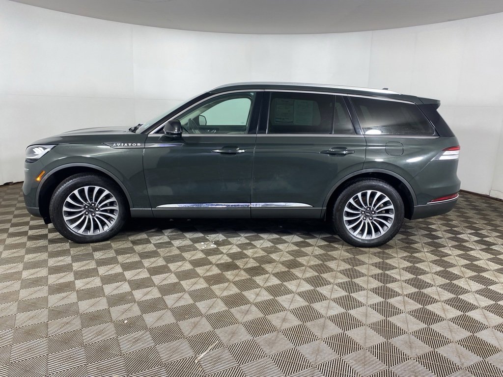 Used 2022 Lincoln Aviator Reserve w/ Elements Package Plus image 27