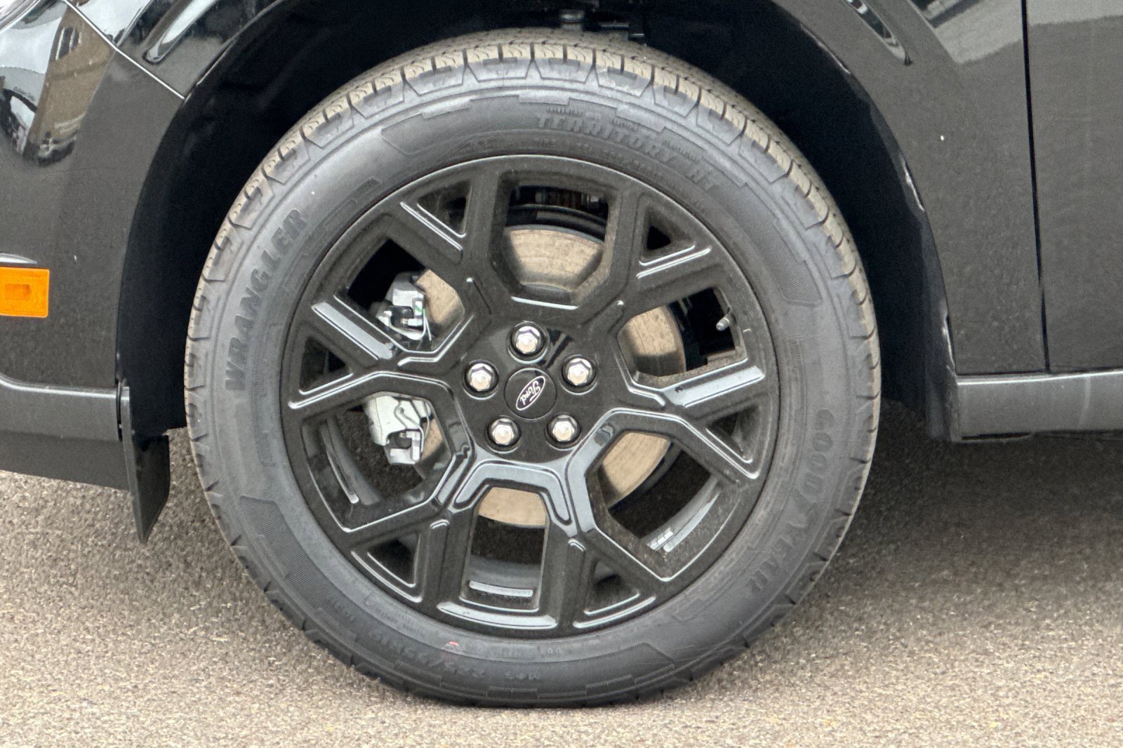 New 2025 Ford Maverick XLT w/ XLT Luxury Package image 23