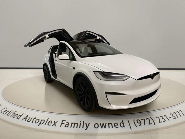 Used 2022 Tesla Model X image 10