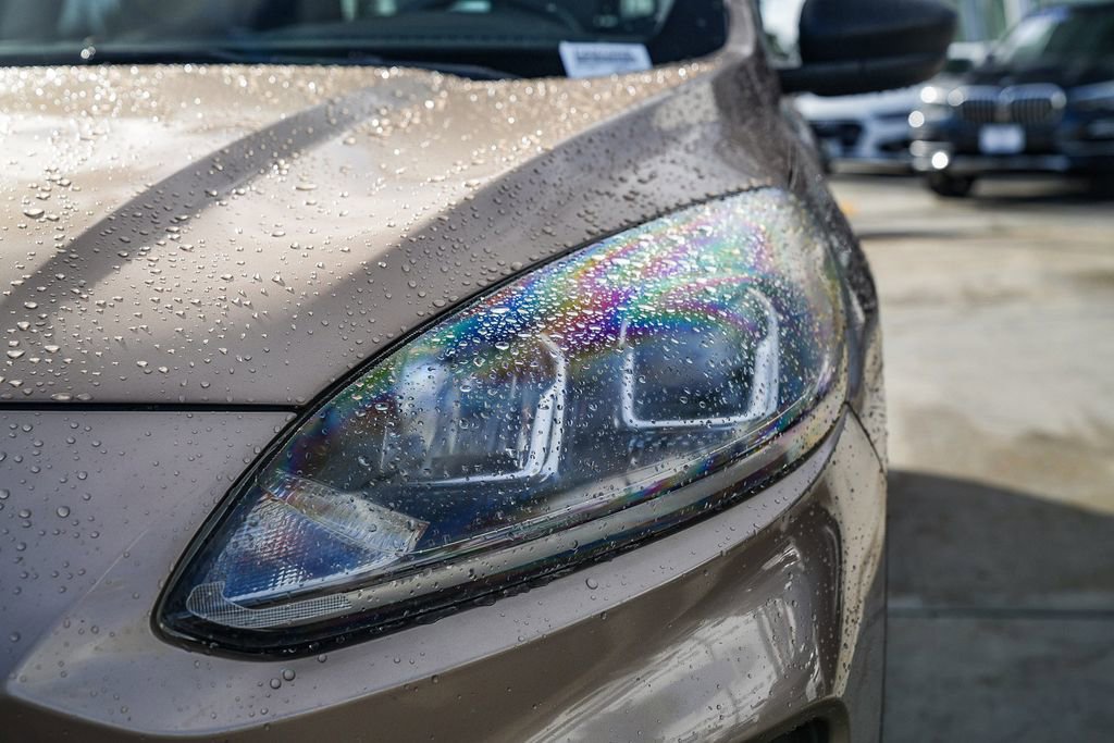 Used 2020 Ford Escape S image 10