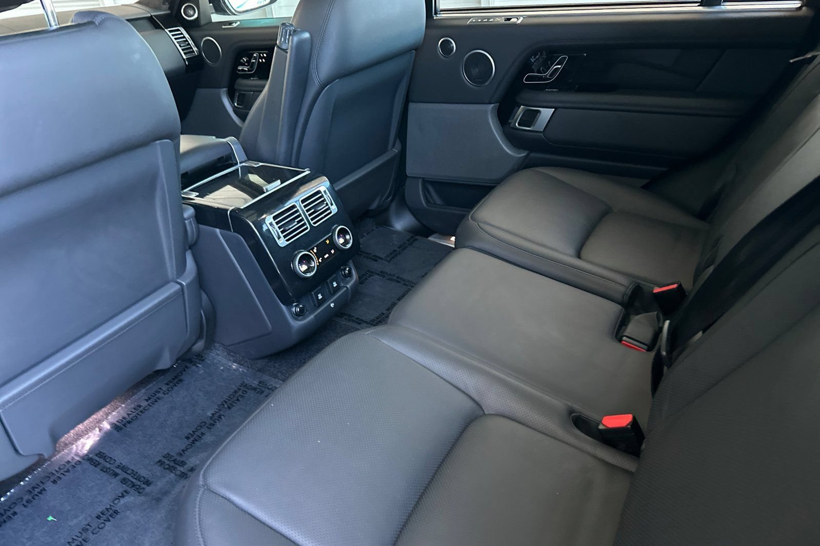 Used 2019 Land Rover Range Rover Long Wheelbase Supercharged AWD/4WD image 4