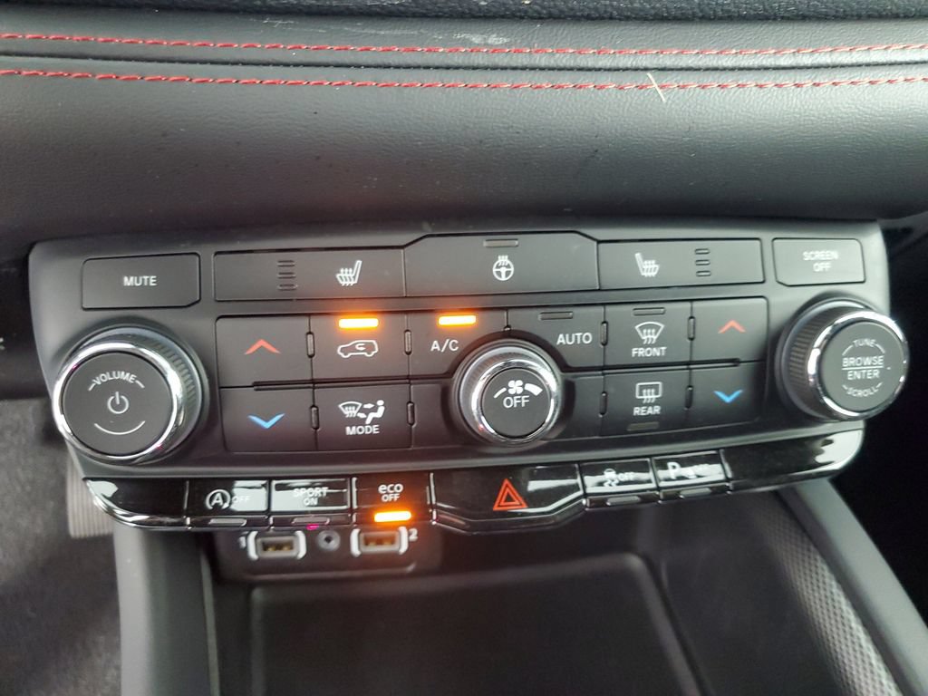 Used 2025 Dodge Durango GT w/ Blacktop Package RWD image 19