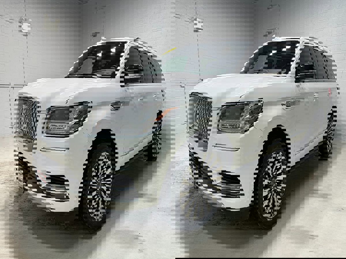 Used 2021 Lincoln Navigator Reserve w/ Luxury Package image 26