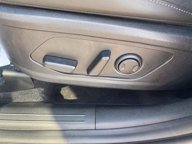Used 2025 Kia Sorento SX FWD image 12